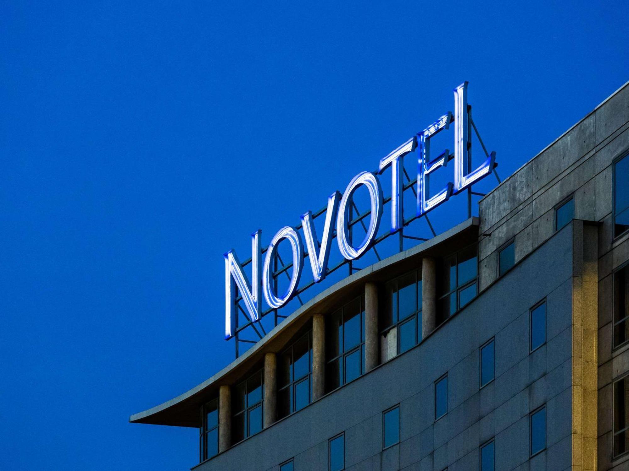 Novotel Paris 13 Porte D'Italie Le Kremlin-Bicêtre Exterior foto